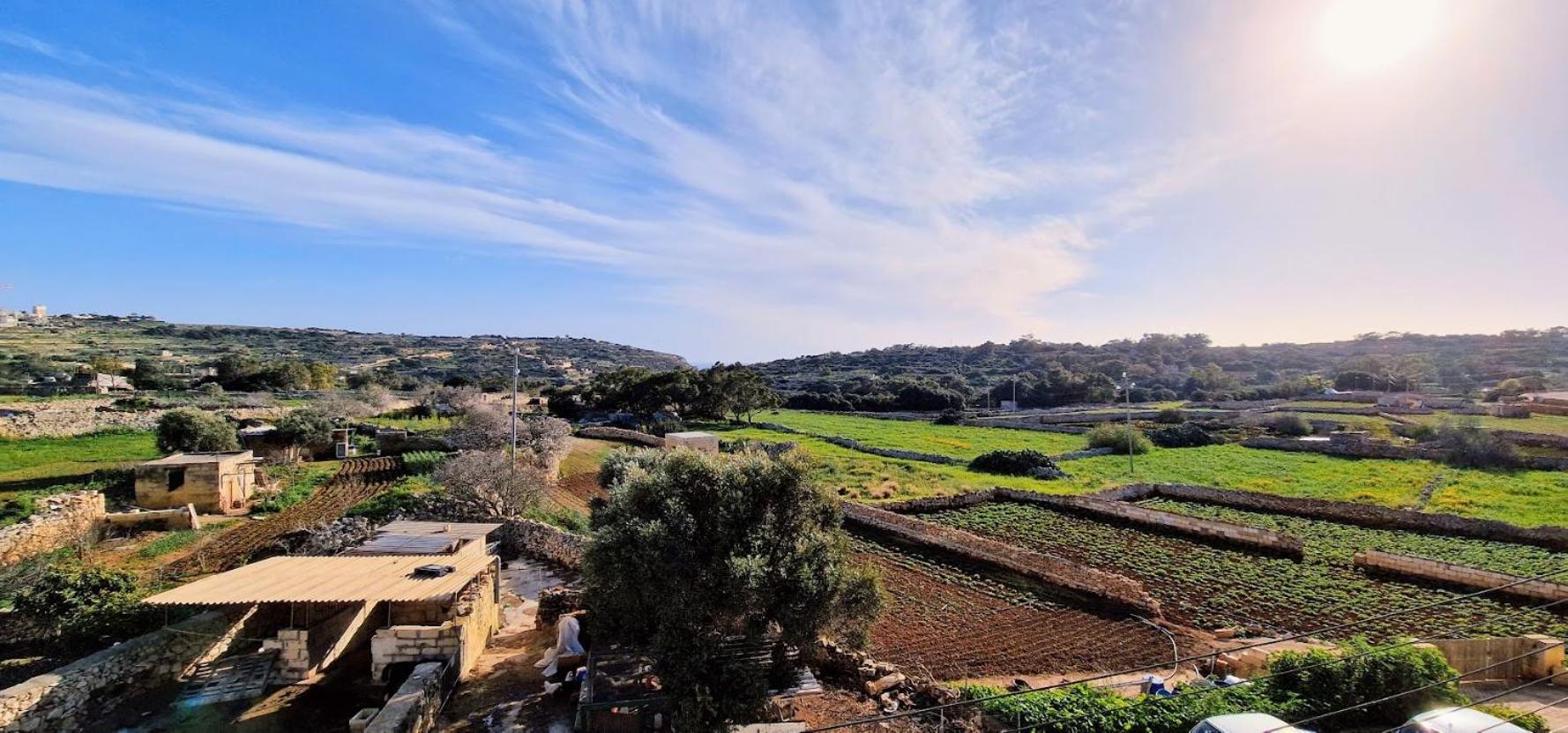 Valley View Qrendi Bagian luar foto
